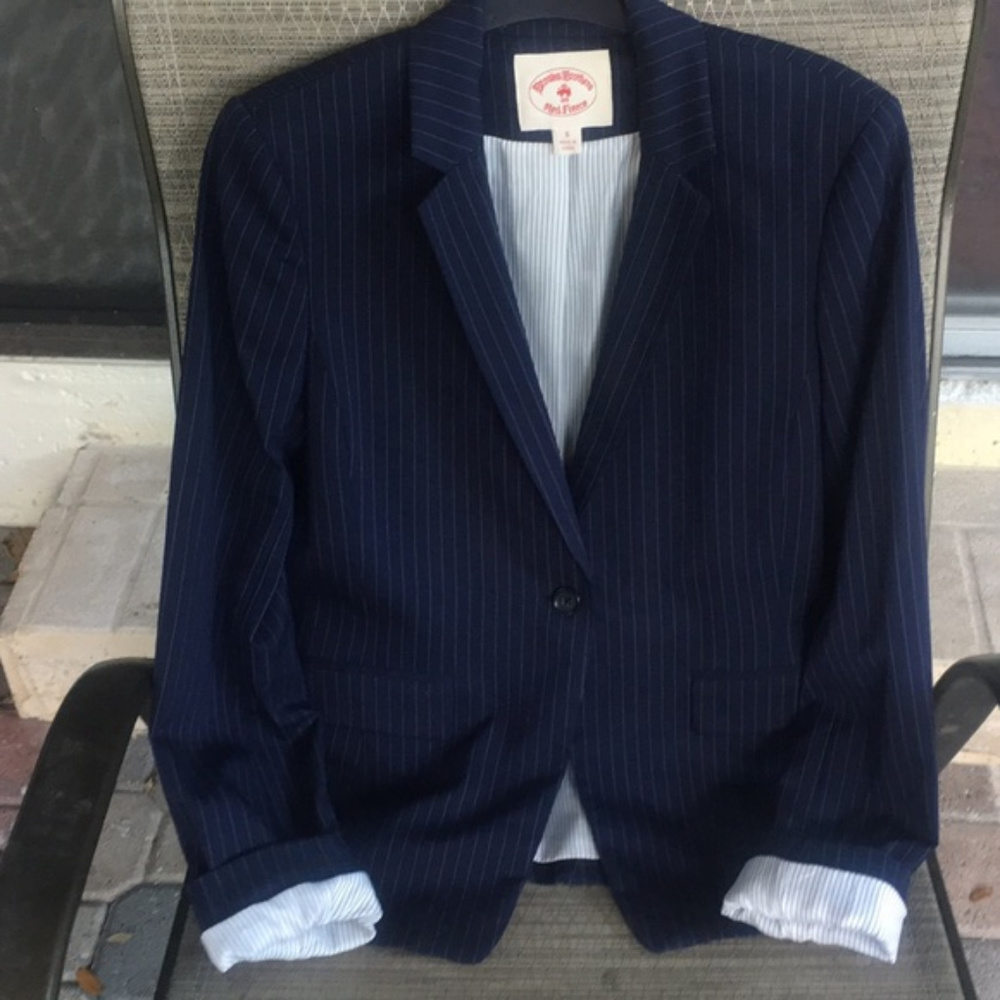 Brooks Brothers Red Fleece jacket size 6